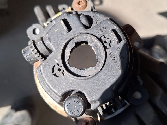 bontott OPEL TIGRA Jobb Ködfényszóró