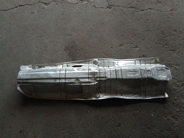 bontott OPEL TIGRA Középső Kipufogó Dob Hővédő Lemez