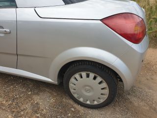 bontott OPEL TIGRA Központizár Motor Tankajtó