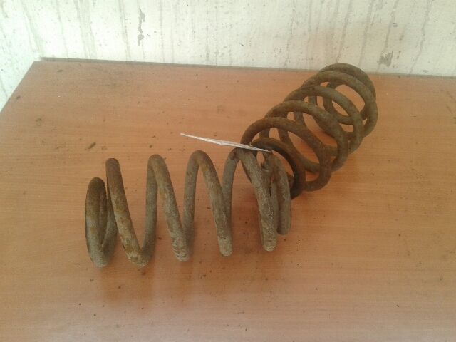 bontott OPEL VECTRA A Hátsó Rugó Pár