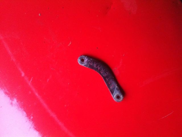 bontott OPEL VECTRA A Generátor Tartó Bak