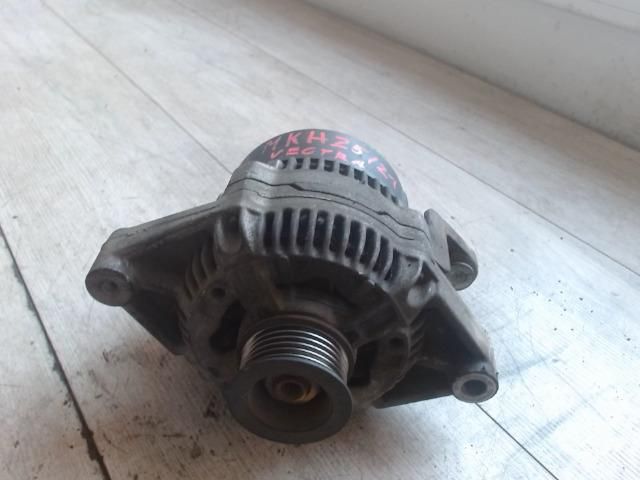 bontott OPEL VECTRA A Generátor