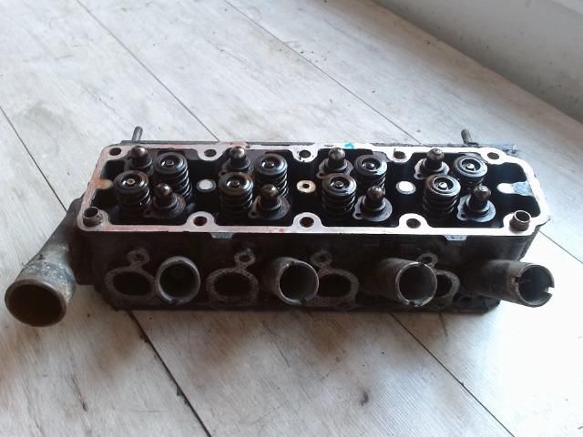 bontott OPEL VECTRA A Hengerfej