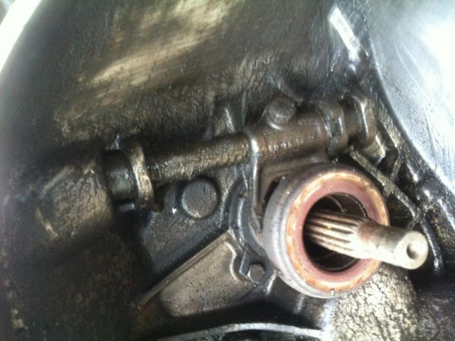 bontott OPEL VECTRA A Kuplung Kiemelő Villa