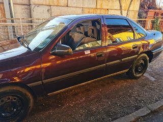 bontott OPEL VECTRA A Bal Féltengely