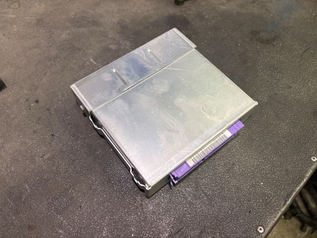 bontott OPEL VECTRA A Motorvezérlő