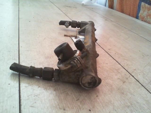 bontott OPEL VECTRA A Porlasztó Sor / Híd