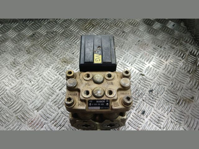 bontott OPEL VECTRA A ABS Kocka