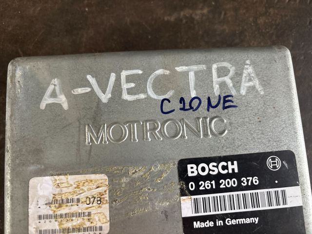 bontott OPEL VECTRA A Motorvezérlő
