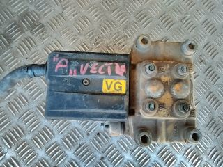 bontott OPEL VECTRA A ABS Kocka