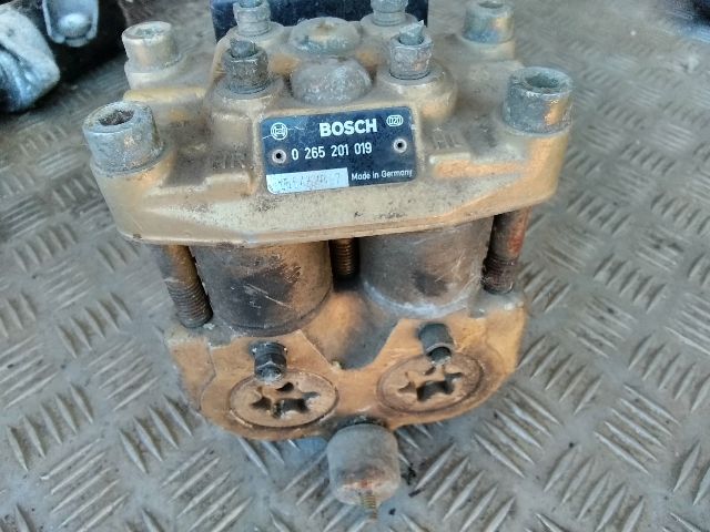 bontott OPEL VECTRA A ABS Kocka