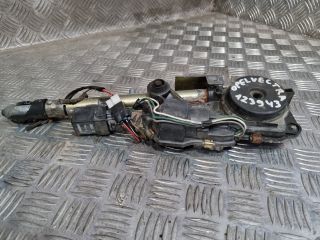 bontott OPEL VECTRA A Antenna Erősítő