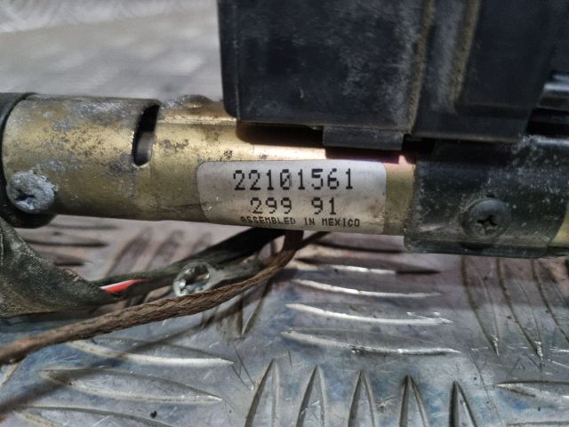 bontott OPEL VECTRA A Antenna Erősítő