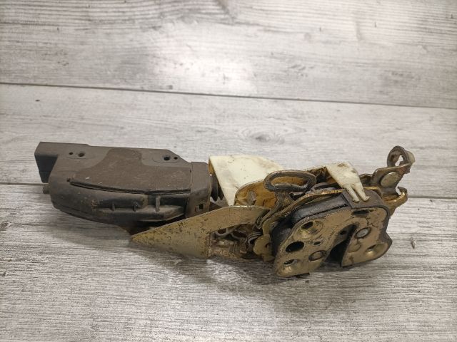 bontott OPEL VECTRA A Bal első Ajtózár