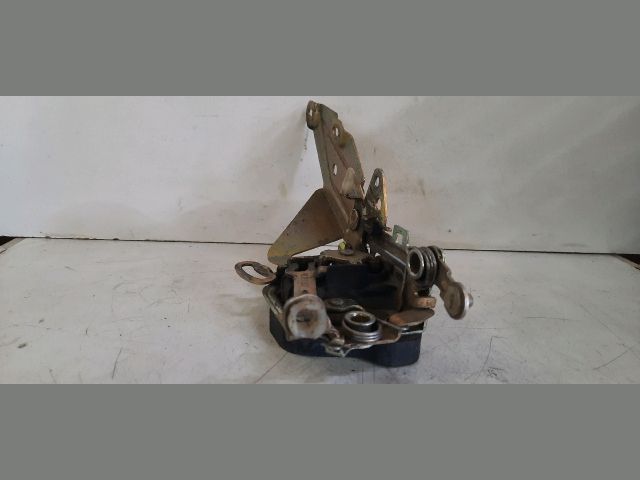 bontott OPEL VECTRA A Bal első Ajtózár