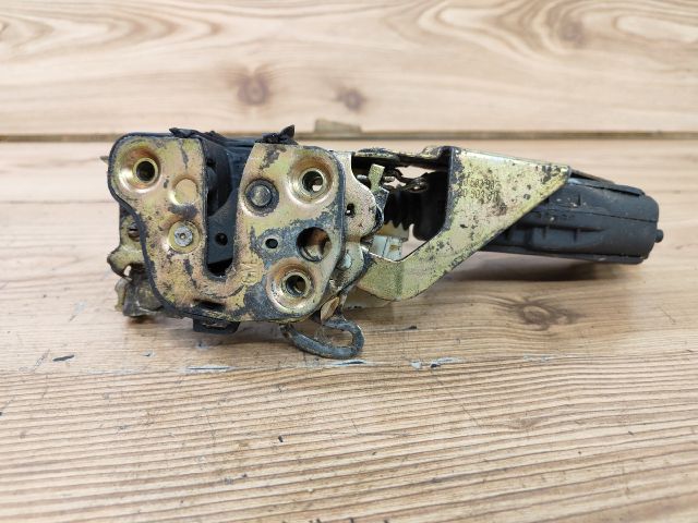 bontott OPEL VECTRA A Bal első Ajtózár