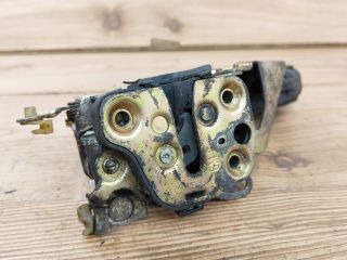 bontott OPEL VECTRA A Bal első Ajtózár