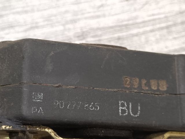 bontott OPEL VECTRA A Bal első Ajtózár