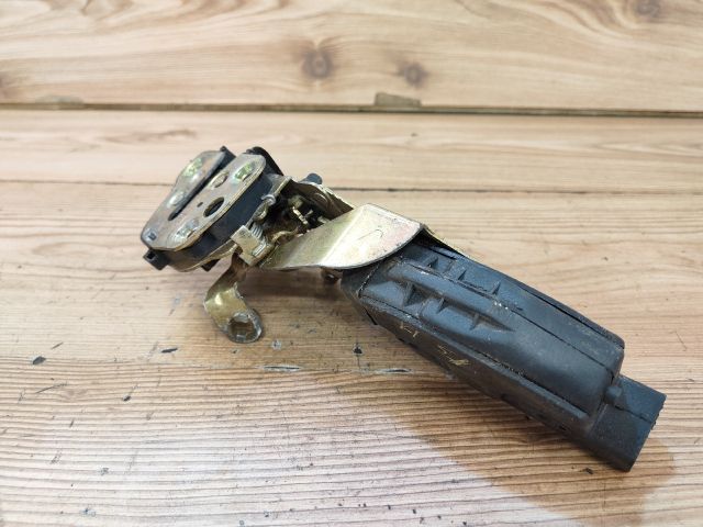 bontott OPEL VECTRA A Bal hátsó Ajtózár