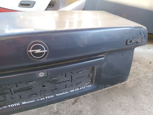 bontott OPEL VECTRA A Csomagtérajtó (Részeivel)