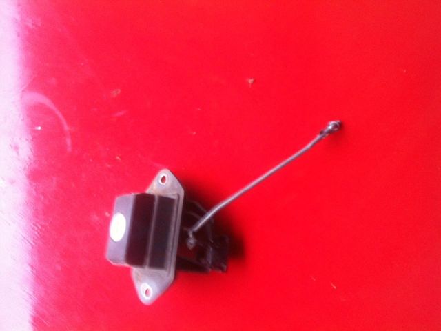 bontott OPEL VECTRA A Csomagtérajtó Zárbetét