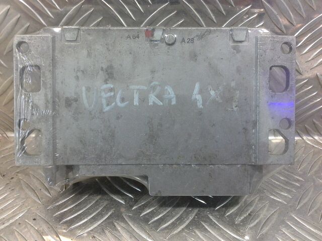 bontott OPEL VECTRA A Elektronika (Magában)