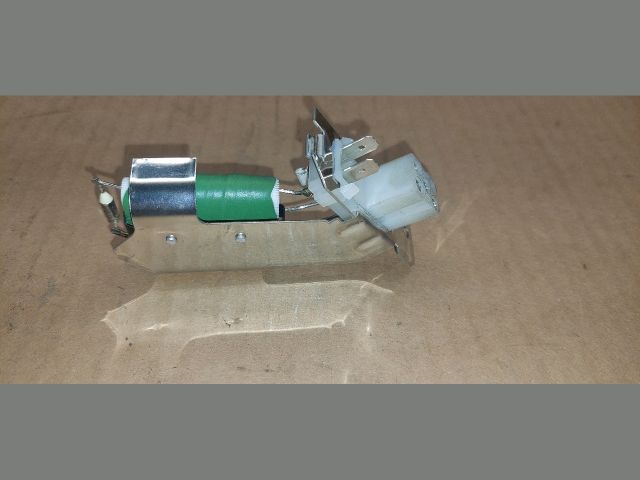 bontott OPEL VECTRA A Előtét Ellenállás Fűtőmotor