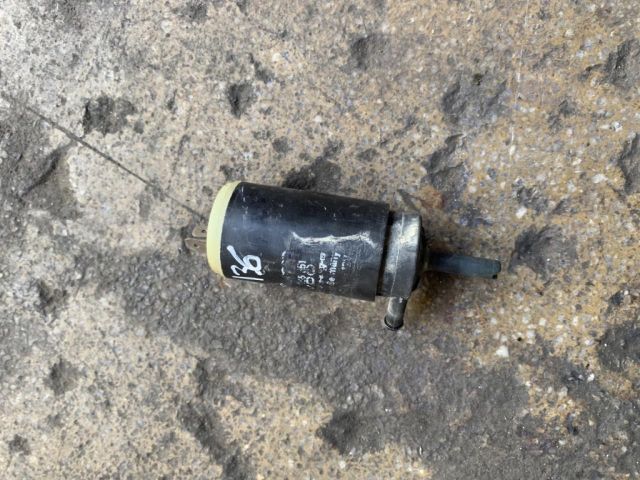 bontott OPEL VECTRA A Első Ablakmosó Szivattyú