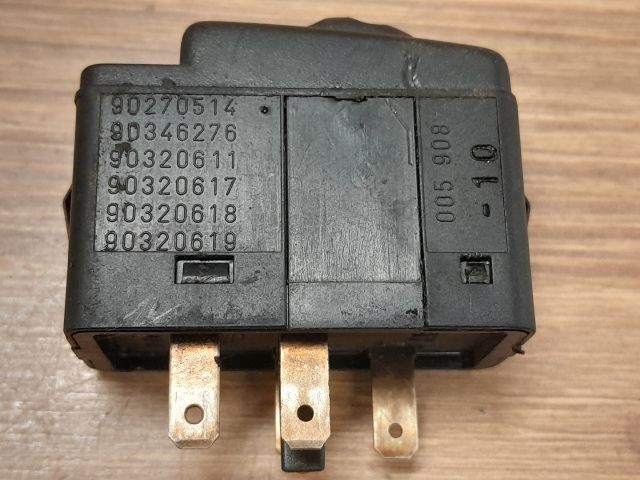 bontott OPEL VECTRA A Fényszórómagasság Állító Kapcsoló