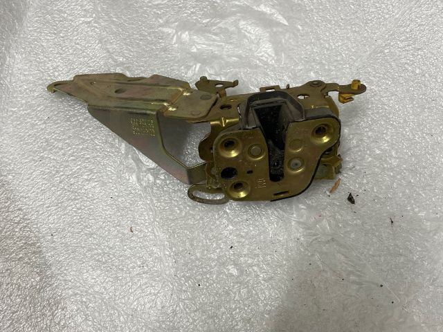 bontott OPEL VECTRA A Jobb első Ajtózár