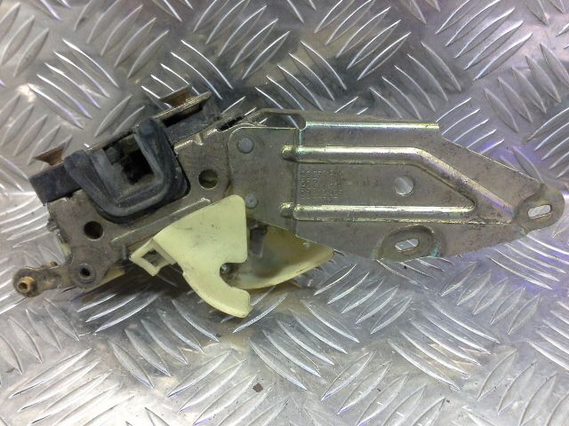 bontott OPEL VECTRA A Jobb első Ajtózár