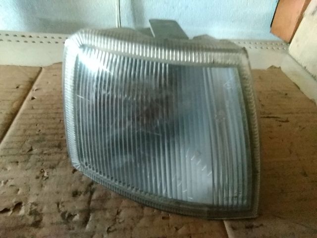 bontott OPEL VECTRA A Jobb első Irányjelző