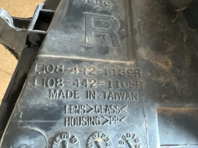 bontott OPEL VECTRA A Jobb Fényszóró