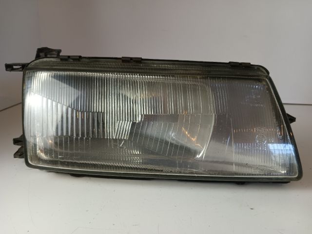 bontott OPEL VECTRA A Jobb Fényszóró