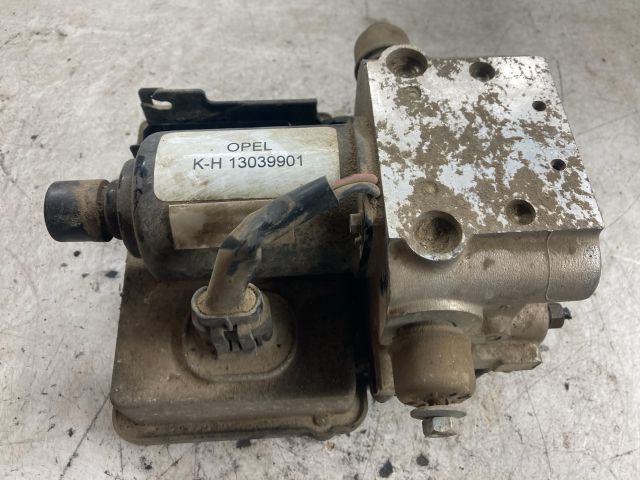 bontott OPEL VECTRA B ABS Kocka