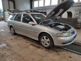 bontott OPEL VECTRA B Bal első Gólyaláb (Lengécsillapító, Rugó)