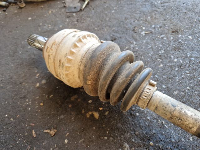 bontott OPEL VECTRA B Bal Féltengely