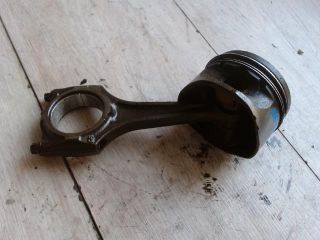 bontott OPEL VECTRA B Dugattyú és Hajtókar