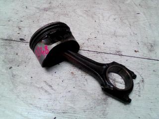 bontott OPEL VECTRA B Dugattyú és Hajtókar