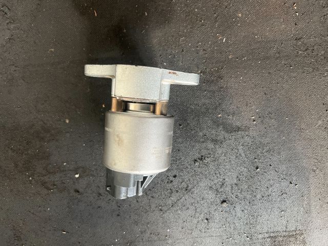 bontott OPEL VECTRA B EGR / AGR Szelep
