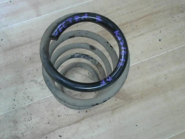 bontott OPEL VECTRA B Első Rugó