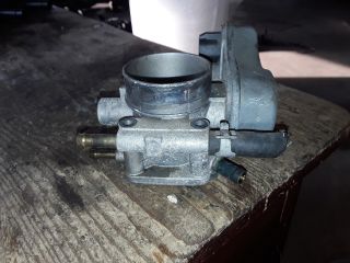 bontott OPEL VECTRA B Fojtószelep (Elektromos)