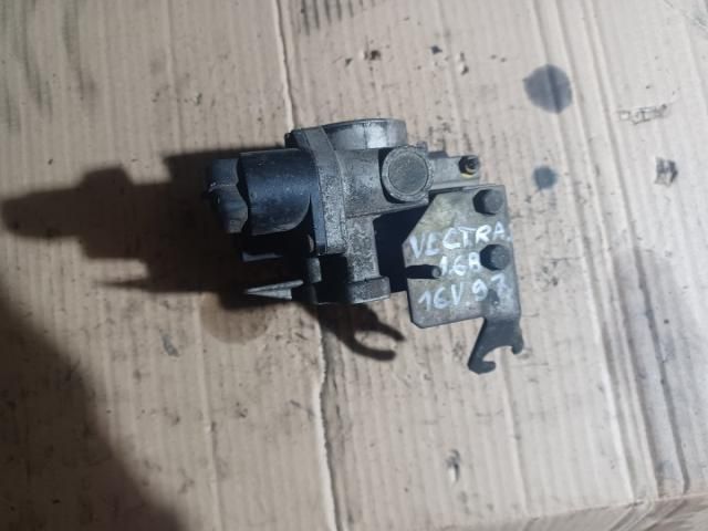 bontott OPEL VECTRA B Fojtószelep (Elektromos)