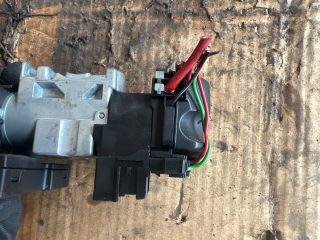 bontott OPEL VECTRA B Gyújtáskapcsoló Házzal