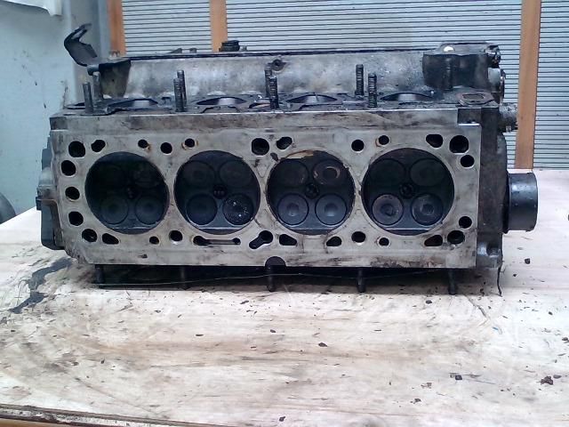 bontott OPEL VECTRA B Hengerfej