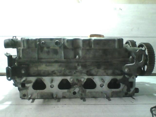 bontott OPEL VECTRA B Hengerfej