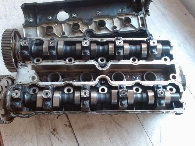 bontott OPEL VECTRA B Hengerfej