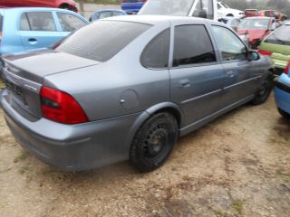 bontott OPEL VECTRA B Homlokfal (Üres lemez)