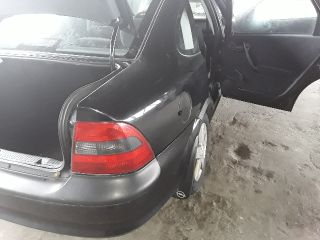 bontott OPEL VECTRA B Homlokfal (Üres lemez)