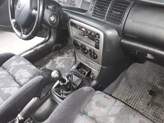 bontott OPEL VECTRA B Homlokfal (Üres lemez)